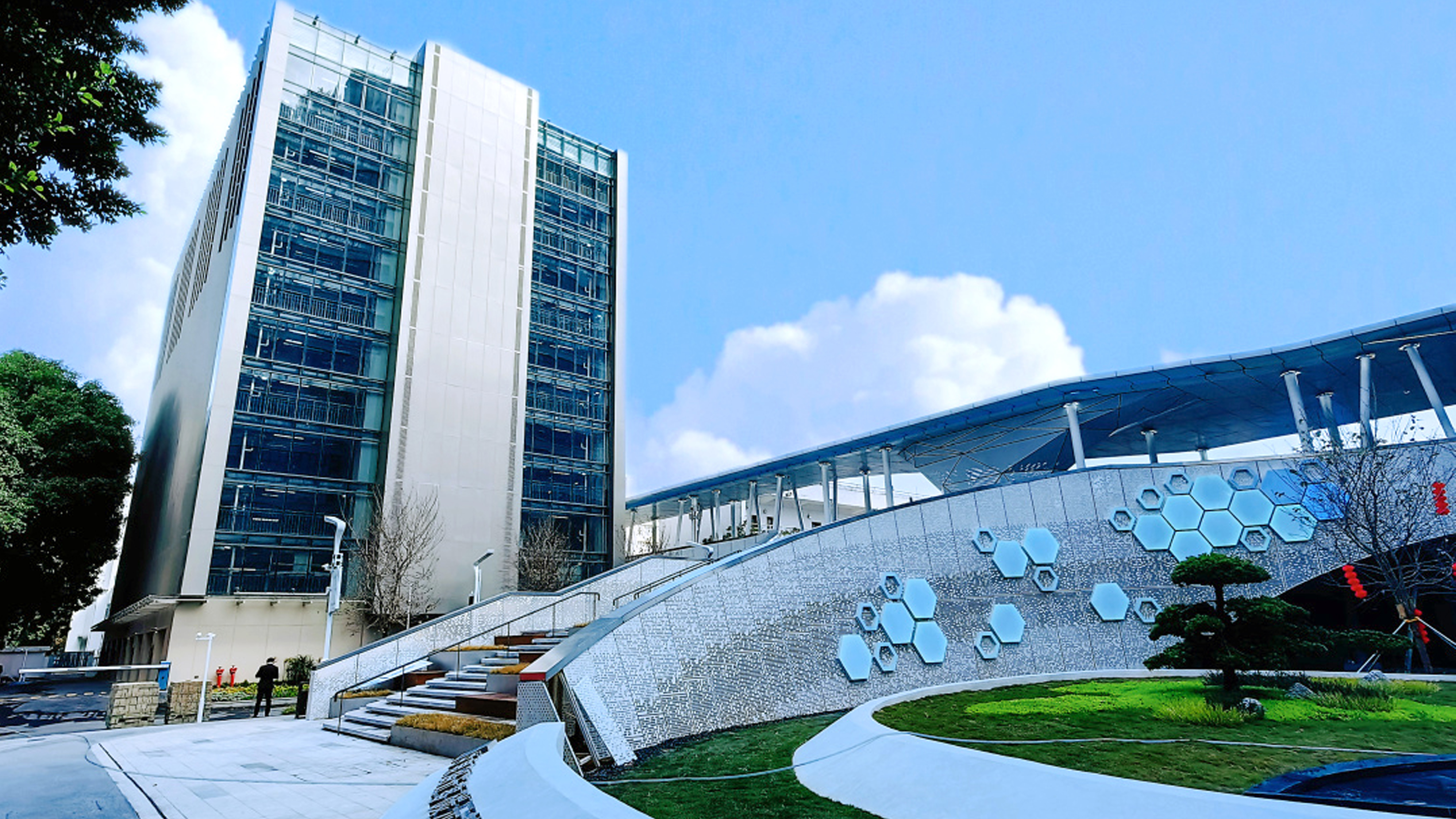 深圳住建局大樓近零碳社區(qū)公園